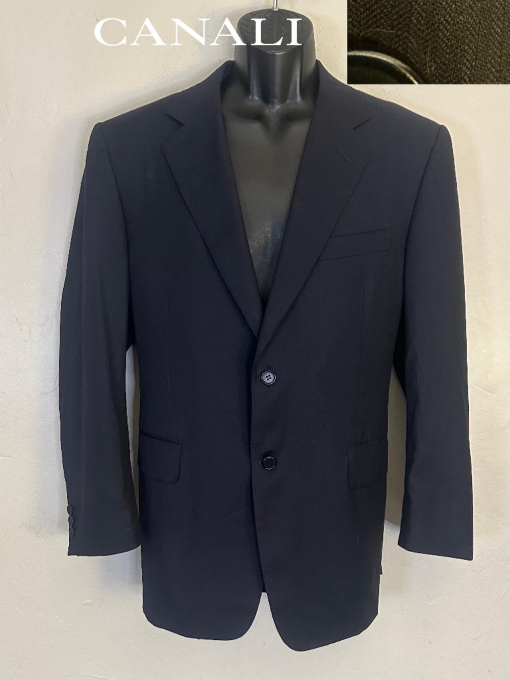 Canali Black Textured Blazer EU 50C ~US 40S Gently worn Made in Italy 100% wool